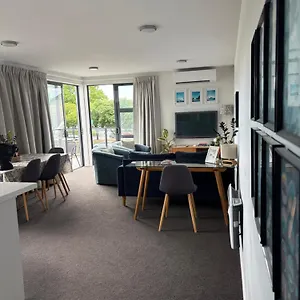 Apartment Bealey Avenue Apartment, 2 Bedroom Apartment,