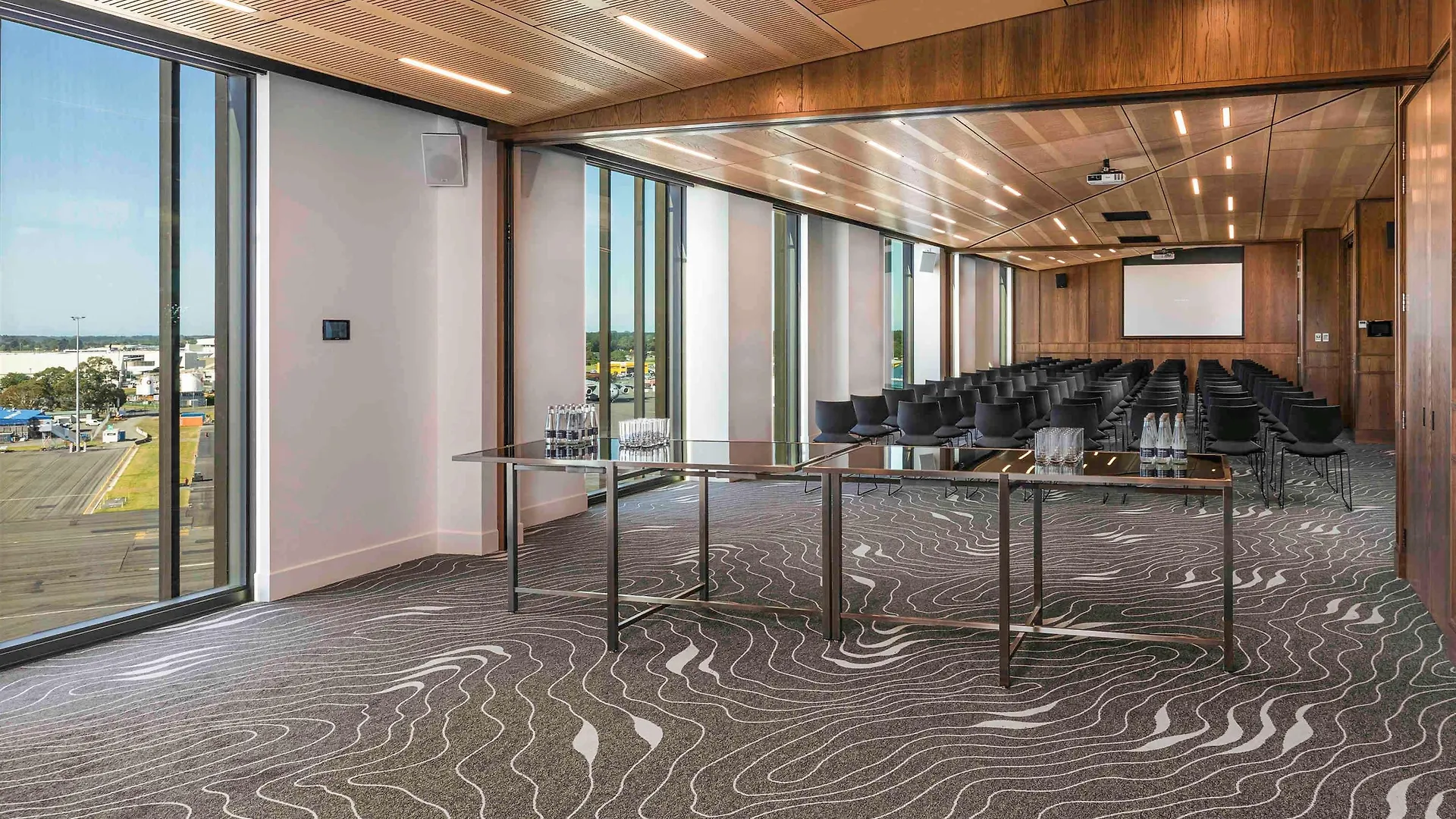 **** Hotel Novotel Christchurch Airport New Zealand